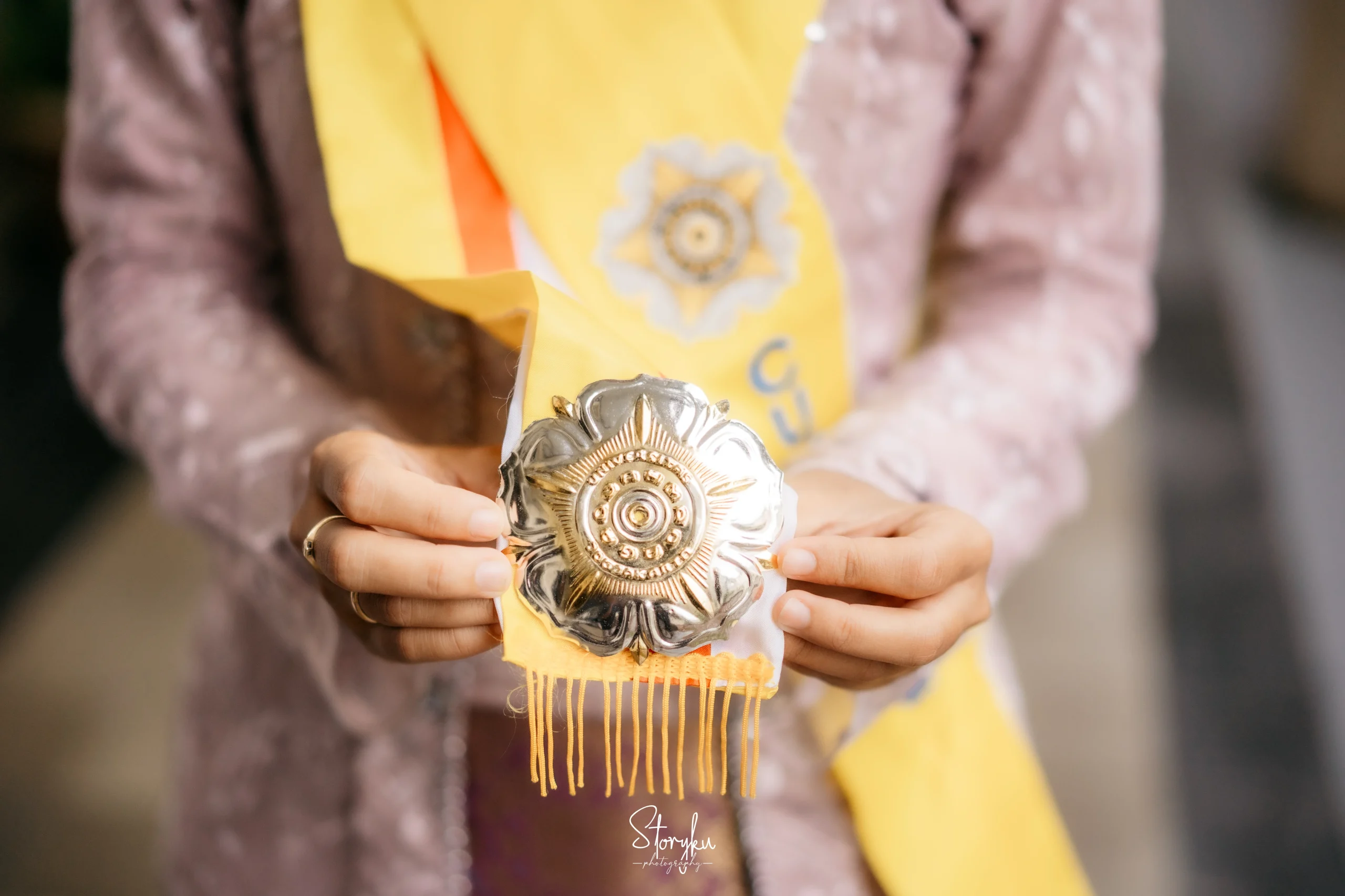 Vendor Fotografer Wisuda Solo